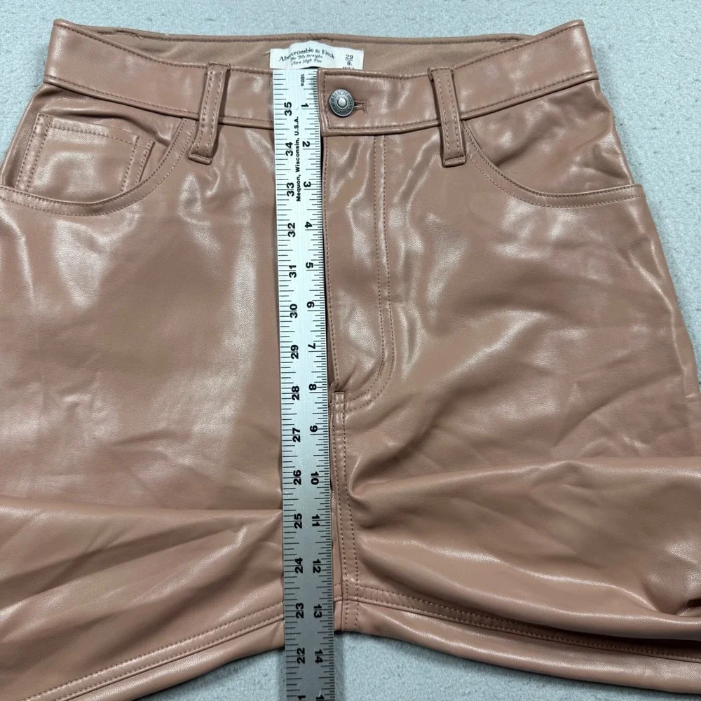 Abercrombie & Fitch The 90s Straight Ultra High Rise Tan Faux Leather Pant 29 8L